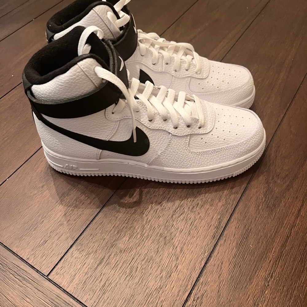 Nike White and Black High-Top Sneakers AIR FORCE 1 HIGH '07